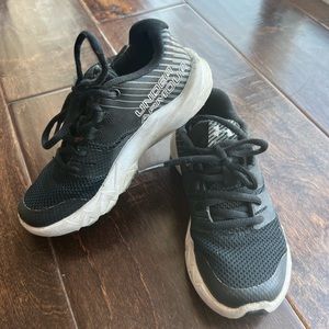 Under Armour Sneakers - Kids